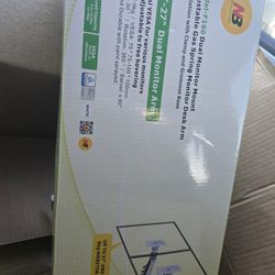Brand New Dual Monitor Mount