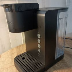 Keurig Compact K-25 Coffee Machine (Single Serve Pod Coffee Maker)