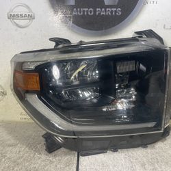 2018 2019 2020 Toyota Tundra Right Passenger Side Full LED Headlight OEM