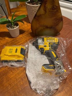 New Dewalt Impact and Dewalt Battery (See Description)
