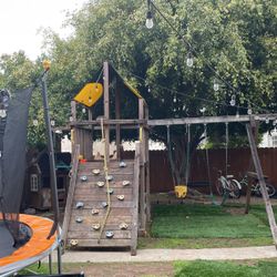 Playground set for FREE