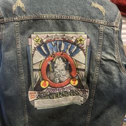 LRG; JEAN JACKET; DENIM BLUE; MEDIUM.