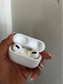 AirPods Pro~Read Description