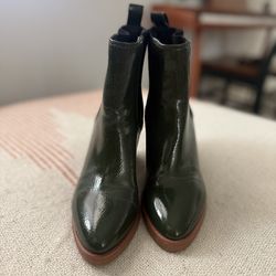 Aerosoles Dark Green Patent Wedge Ankle Boots 6.5