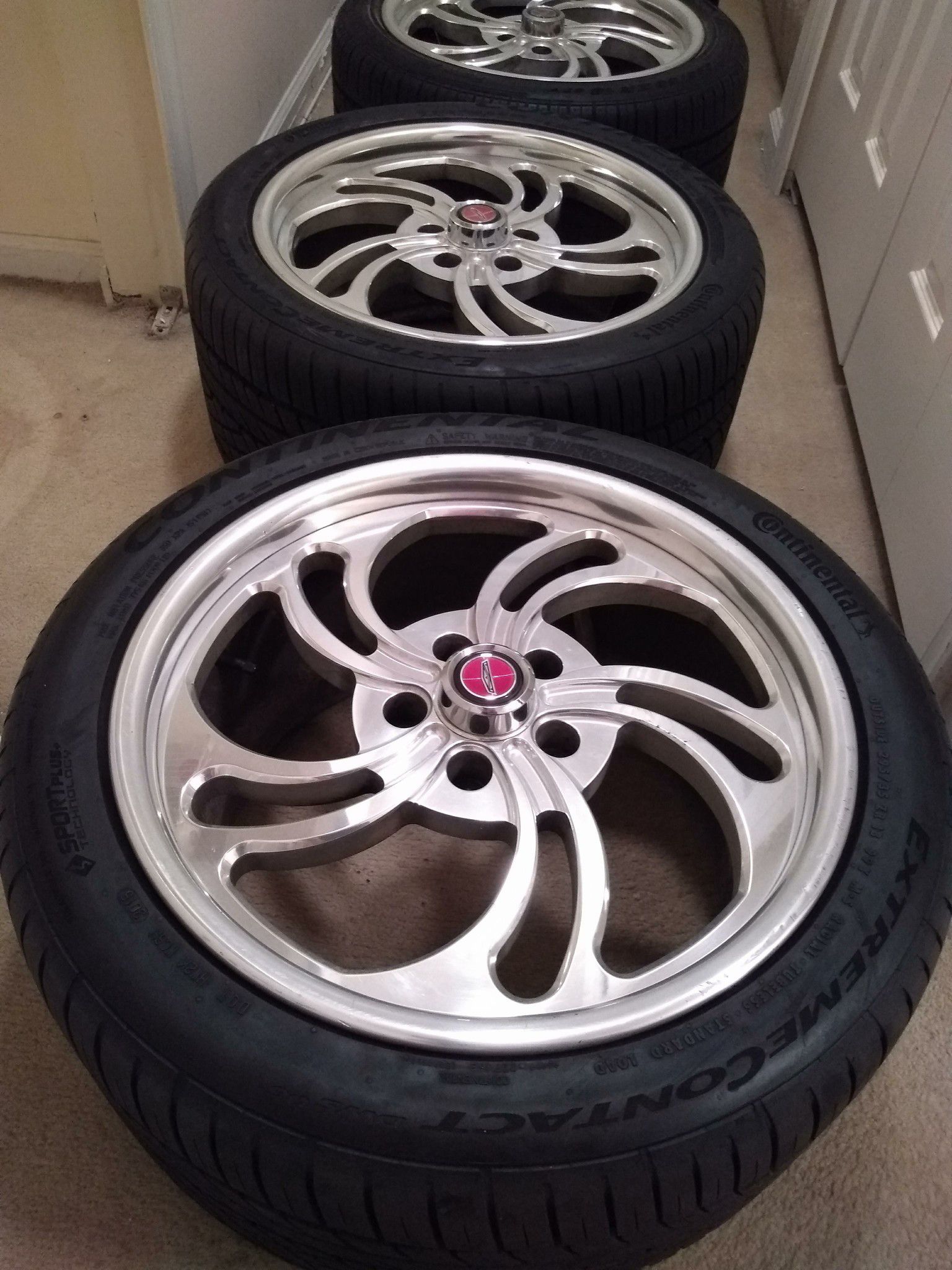 18x10. Rims and tires 5x114 bolt para Nissan toyota Ford
