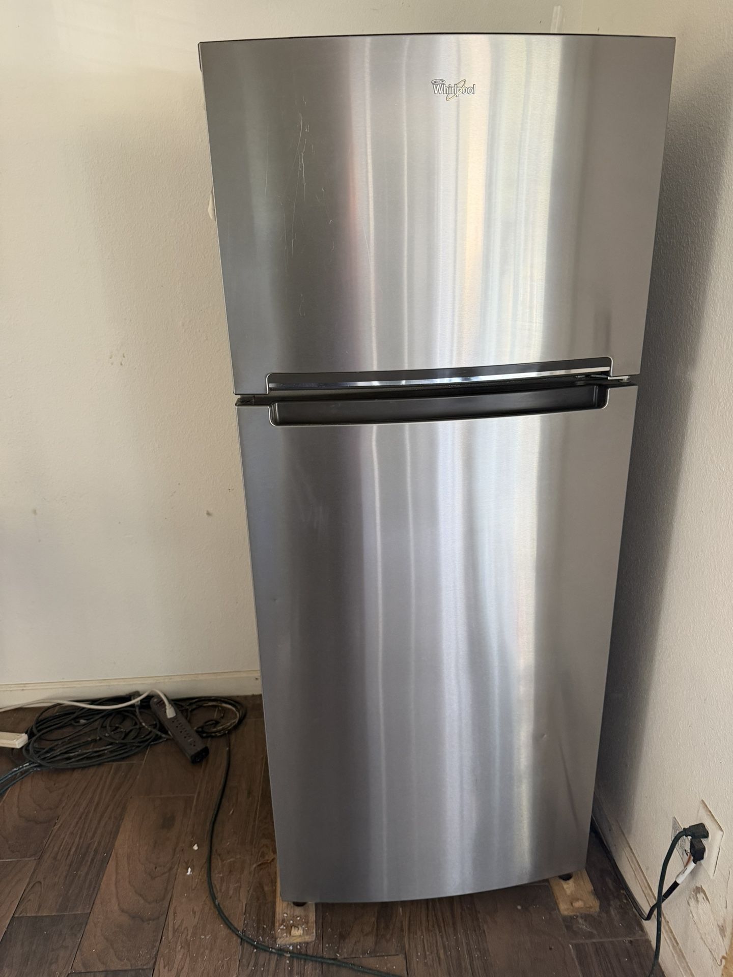 Whirlpool Refrigerator