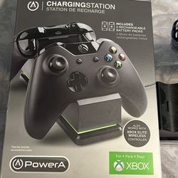 Xbox One charging station