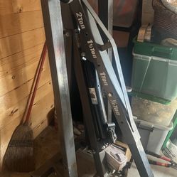 Engine Hoist 
