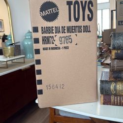 Barbie Dia De muertos Doll - new, never opened. 