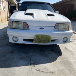 1992 Ford Mustang