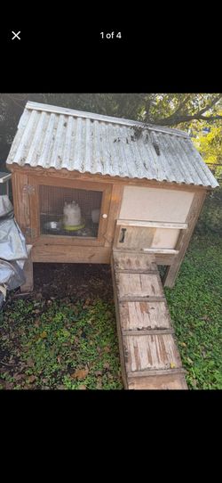 Chicken Coop/Cages