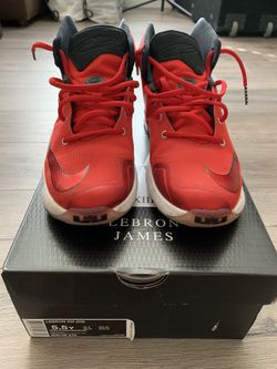 LeBron XIII 5.5 Youth