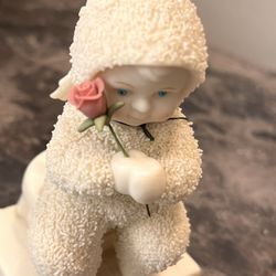 Snowbabies figurine 