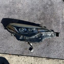 Toyota Corolla Headlight 