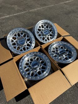 KMC KM549 GRS 8x180 17” Machined Wheels GMC CHEVY HD