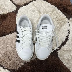 Adidas shoes in good used condition size US 7 1/2