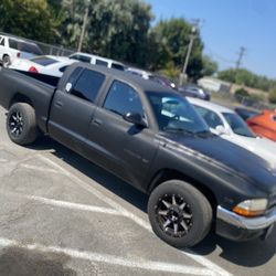 2000 Dodge Dakota 