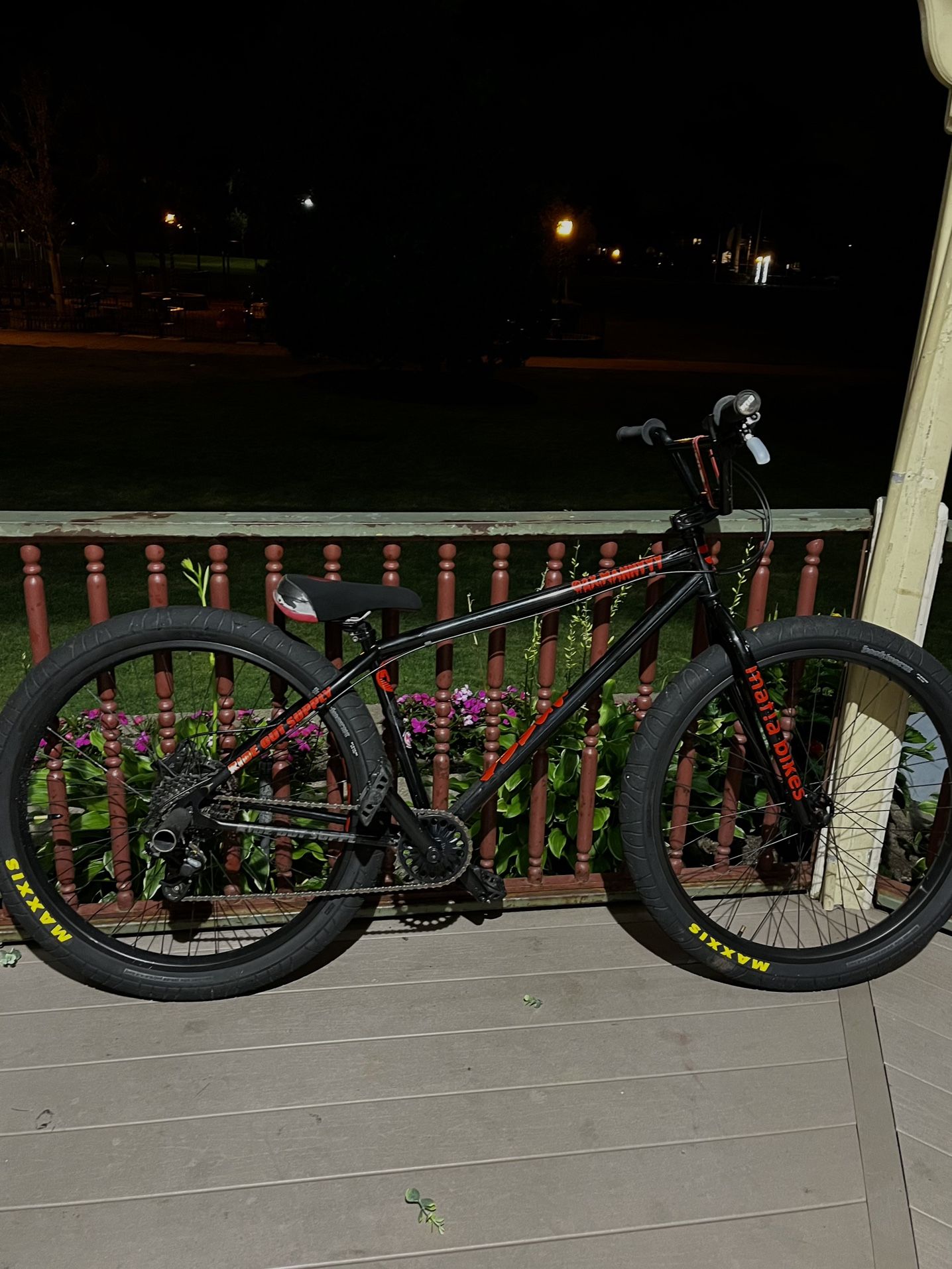 Mafia Bike 27.5 Bomma Wheelie Bike.