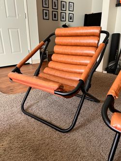 Accent Chairs