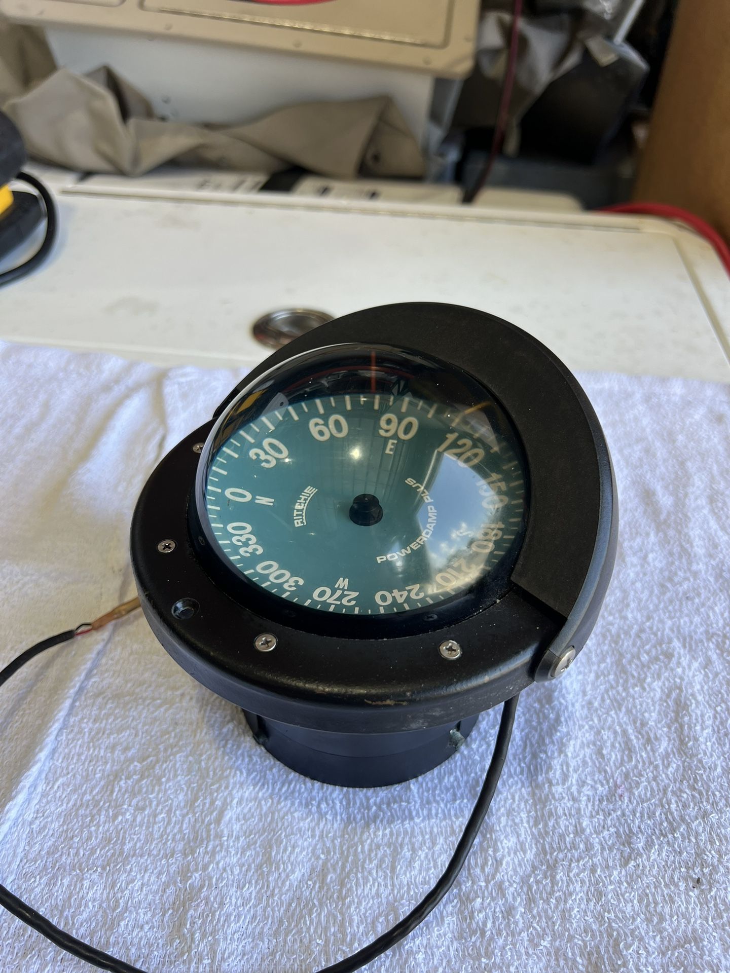 90 Maxum 2500 SCR Cruisers Boat Ritchie marine compass RU-90-B