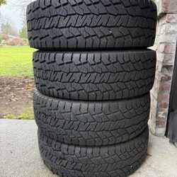 Hancook LT265/75/16R