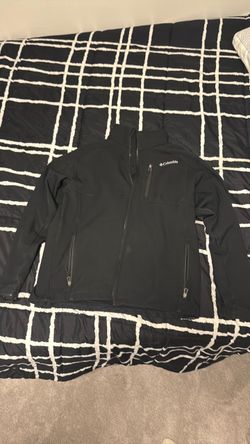 Columbia Black Softshell Zip-Up Jacket XL