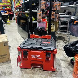 Milwaukee PACKOUT 22 in. Rolling Modular Tool Box Low Profile Handle