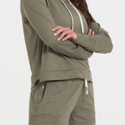 Vuori Halo Essential Hoodie