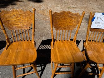 Set of 3 Oak Wood Spindle Dining Chairs