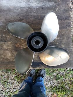 Propeller, SS Rennegade Bass