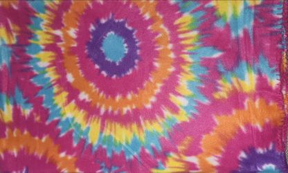 NEW - 50"x60" tie-dye throw blanket