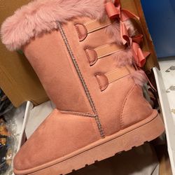 Pink Women Fur Boots 