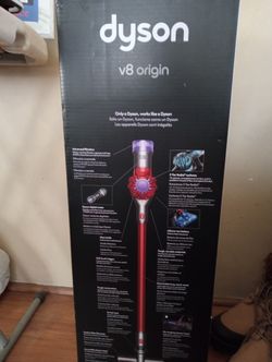 Dyson Vacuum 