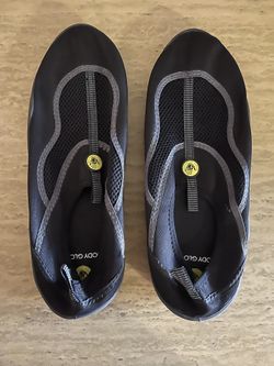 Body Glove Mens Size 11