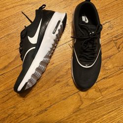 Brand New Nike Air Shoes Size 11 Women
