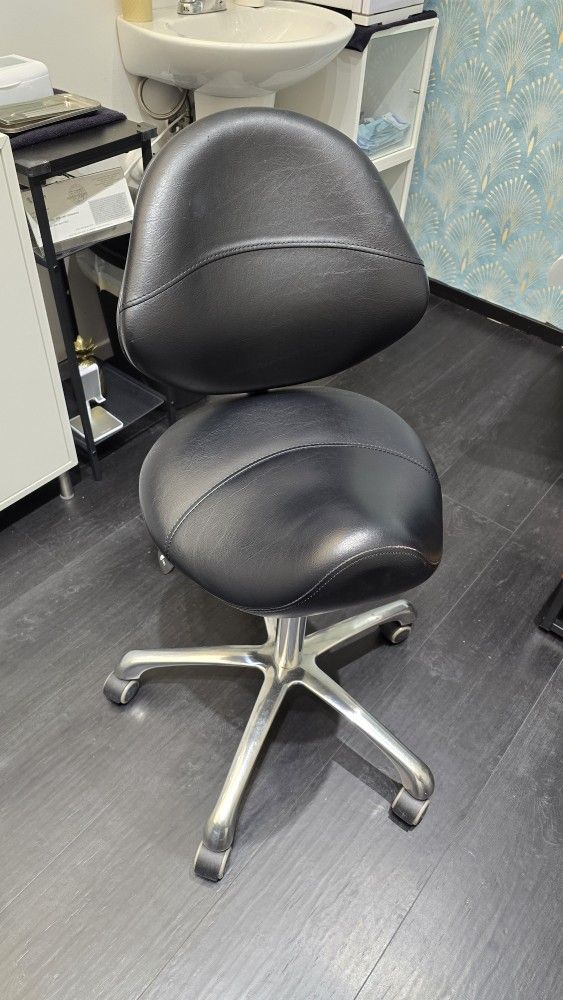 Saddle Stool - Nail Tech - Esthetician Chair