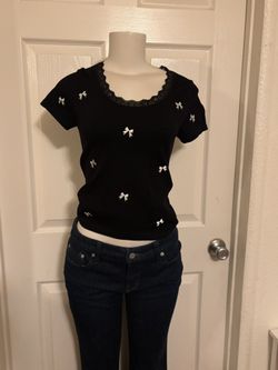 Women’s Small Top 