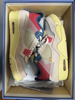 Jordan 4 Union Guava Size 8.5 Used