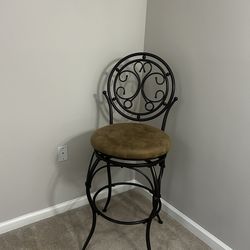 2 Bar stool chairs