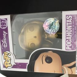 Funko pop Disney exclusive gold pocohontas