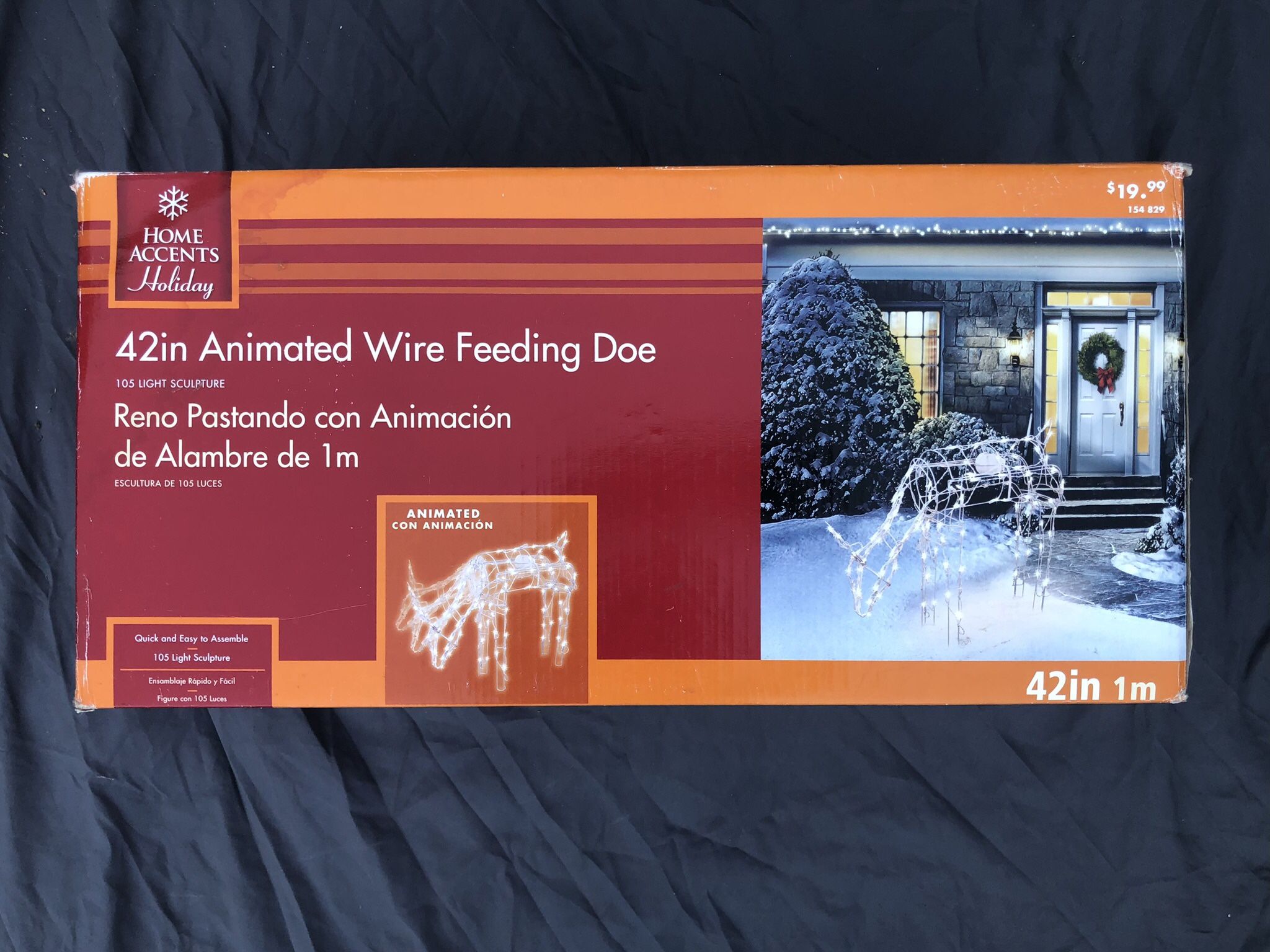 Animated Lighted Feeding Doe