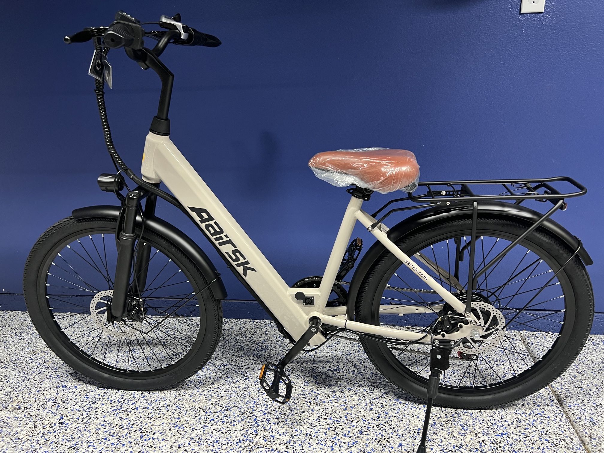 SU7 E Mountain Bike for Adults-750W Peak Motor Electric Commuter Bikes, 25MPH EBike, 36V Battery EBikes, 21-Speed Front Suspension Electric Bicycle