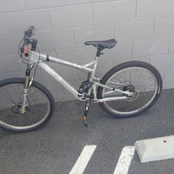 Giant 26inch Full Suspention