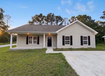 Unit 0235 | 4 bd | 2 ba | 1,333 sqft 1 Plover Ct, Columbia, SC 29203