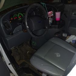 2006 Ford E-350