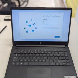 Hewlett Packard Notebook With Charger 