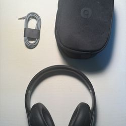 Beats Studio Pro