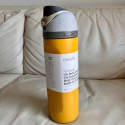 Owala Yellow Free Sip Stainless Insulated Water Bottle 24 oz