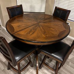 Gorgeous Wood Dining Table And 6 Chairs