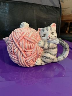 Ceramic Teapots and Cookie Jar